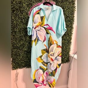 Emily McCarthy caftan beautiful worn once for an hr to pictures. Flawless